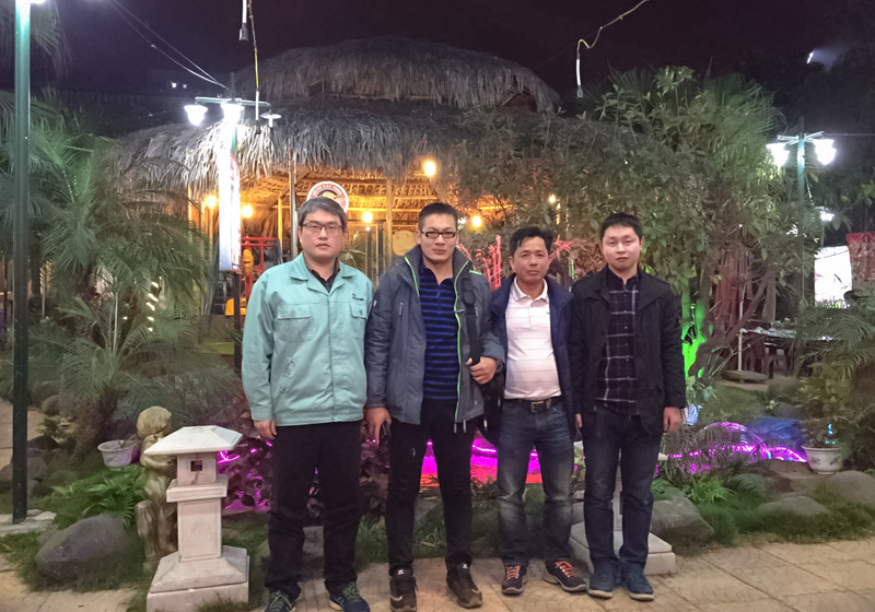 越南客戶(hù)合影